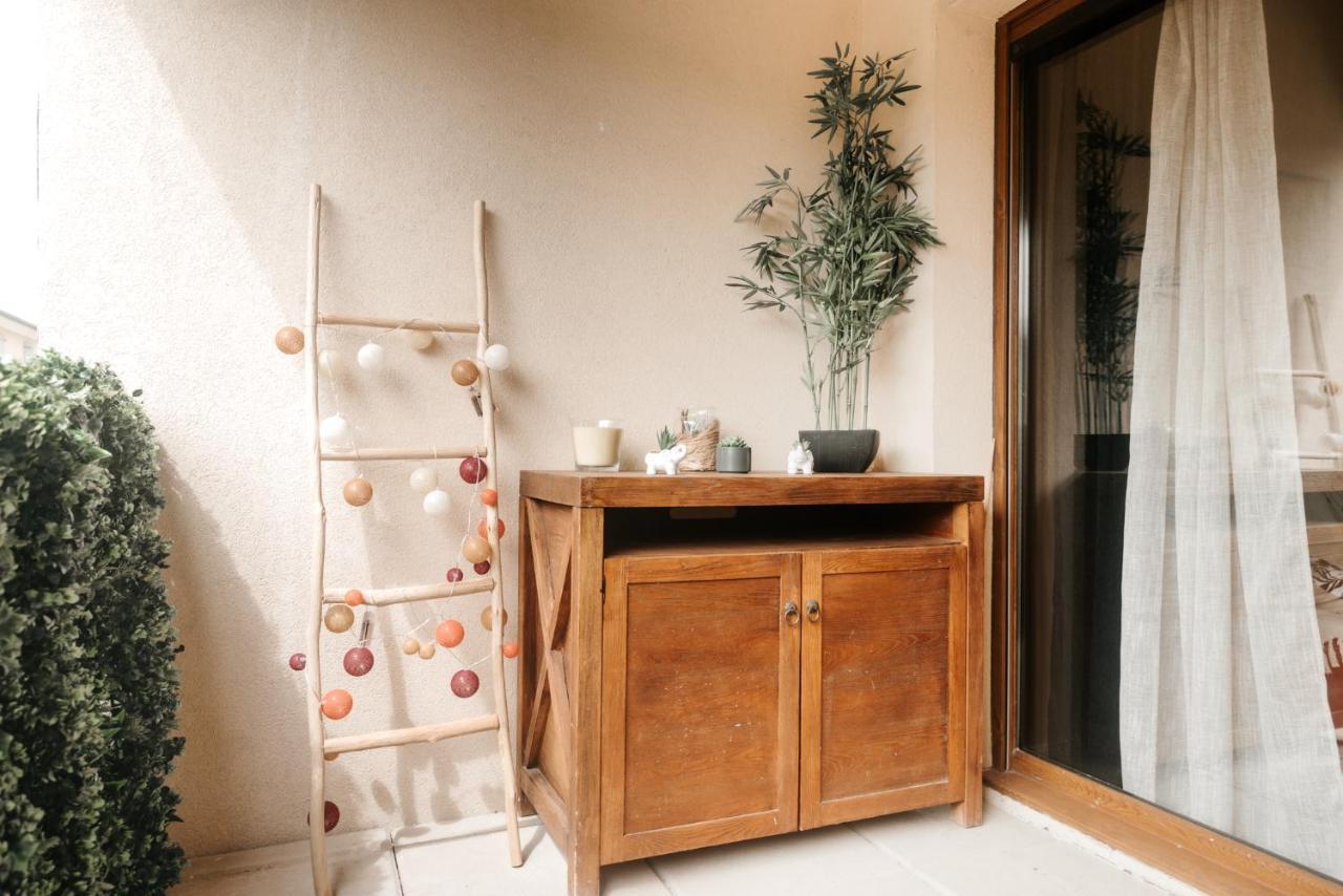 Appartement Moderne Central Avec Piscine, Garage Prive Et Terrasse Sud Uzès المظهر الخارجي الصورة